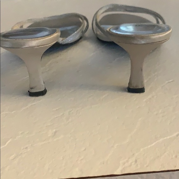 Silver heels - Picture 2 of 5